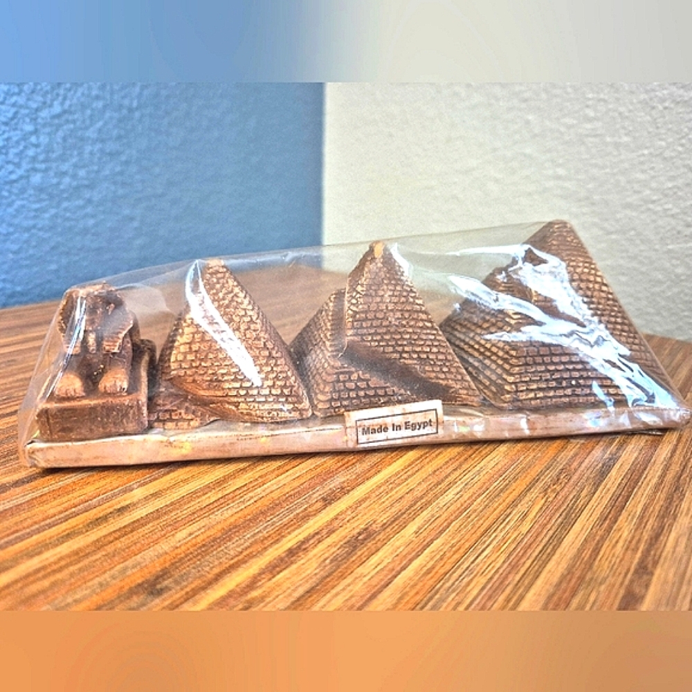 Authentic Egyptian Souvenir From Cairo – Mini Pyramid & Sphinx Set (4 Pieces)